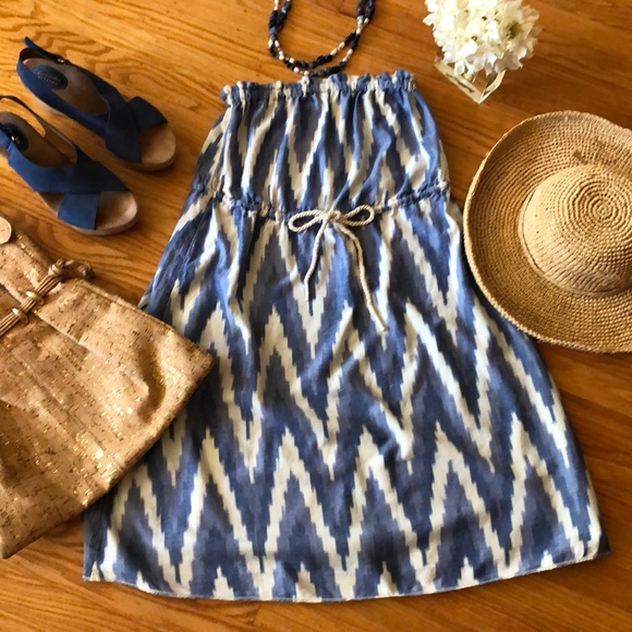 GAP Dresses & Skirts - 🌺 GAP Blue & White Zigzag Design Summer Dress S!!